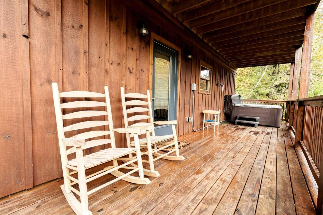 Smoky Mtn Hideaway - Cabin W/ Hot Tub & Pool Table Villa Sevierville Exterior photo