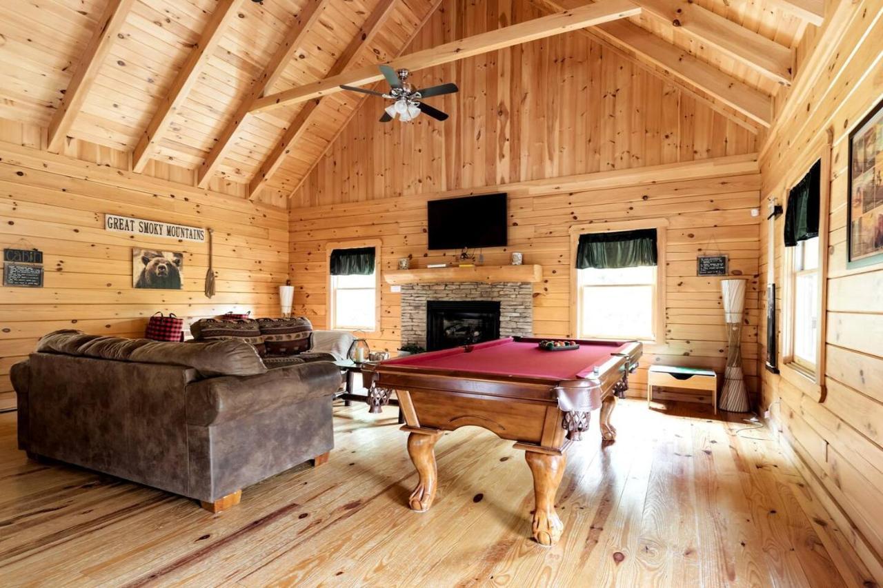 Smoky Mtn Hideaway - Cabin W/ Hot Tub & Pool Table Villa Sevierville Exterior photo